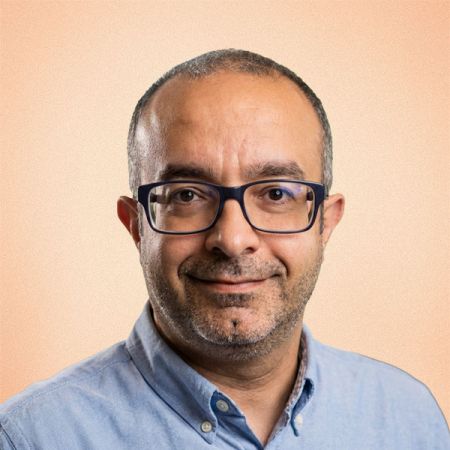 Dr Waleed Mazrok Specialist Sonographer.