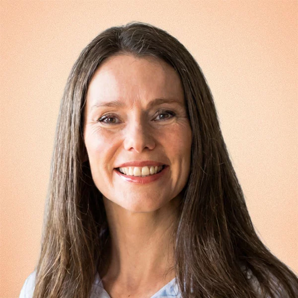 Ms Laura Myers