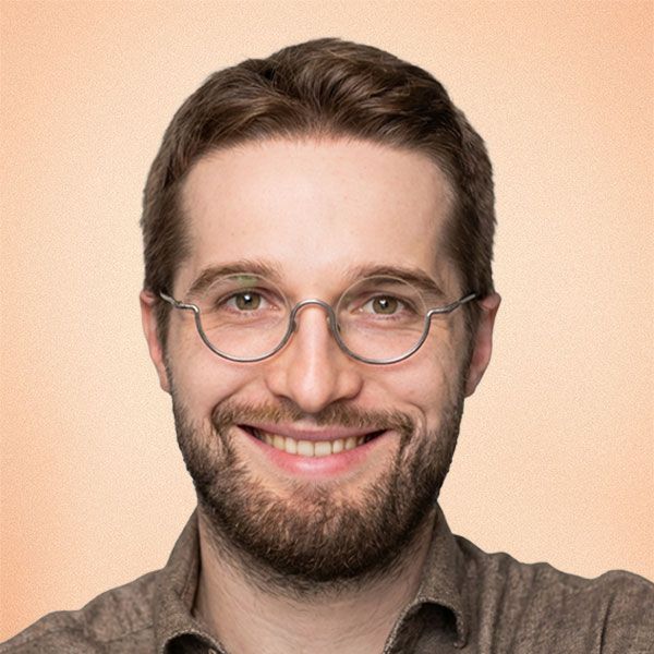 Dr Harry Leitch private clinical geneticist specialising in reproductive Genetics in London. In Partnership with the team at Jeen Health.