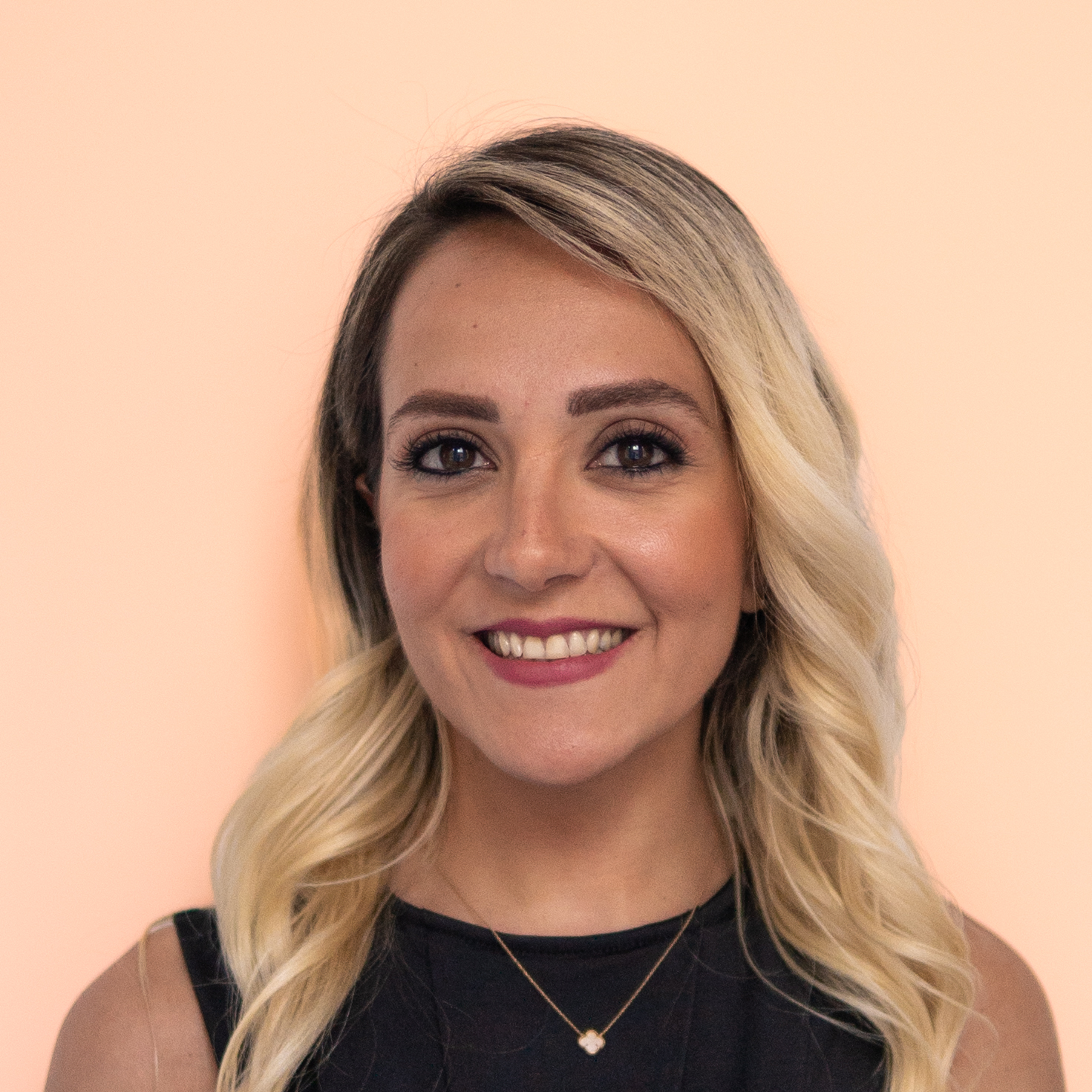 Shaz Khojasteh is an advanced Specialist Sonographer in Fetal Medicine, Gynaecology and Fertility in Central London. Gynae Scans and Follicle Tracking Scans in London.
